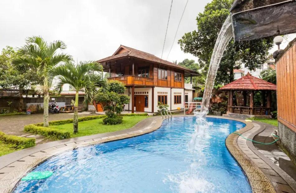 Villa Anjung Balak Cisarua Exterior foto